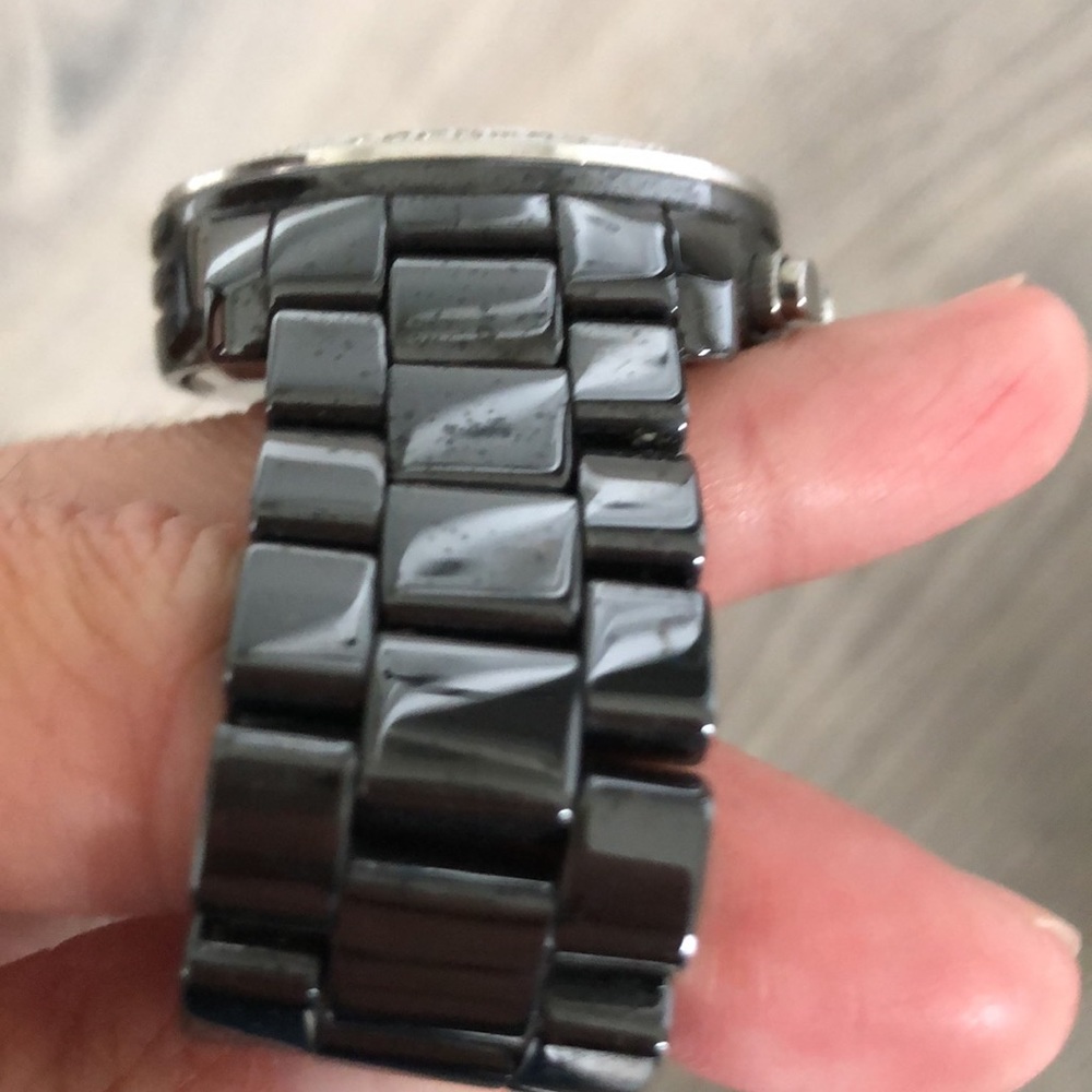 Authentic Michael Kors watch - Picture 8 of 14